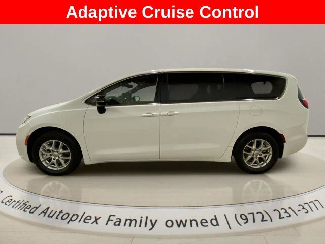 2025 Chrysler Pacifica Select Dallas TX