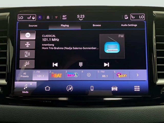 2025 Chrysler Pacifica Select Dallas TX