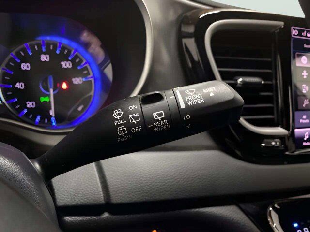 2025 Chrysler Pacifica Select Dallas TX