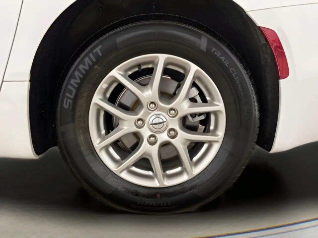 2025 Chrysler Pacifica Select Dallas TX