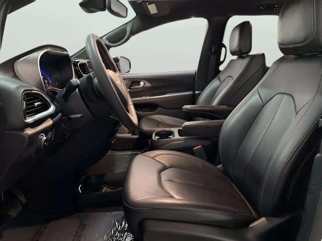 2025 Chrysler Pacifica Select Dallas TX