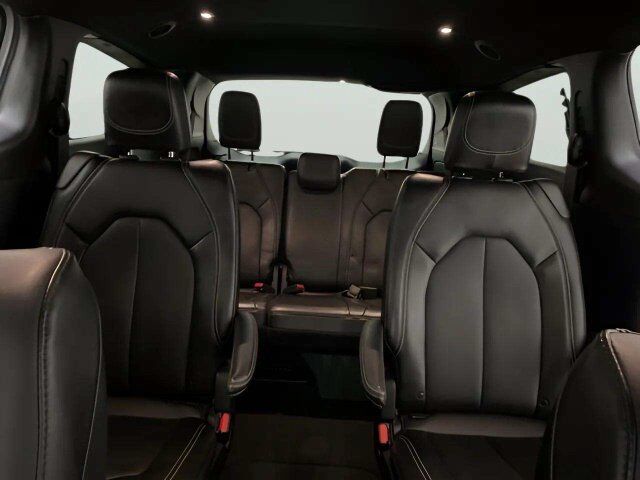 2025 Chrysler Pacifica Select Dallas TX
