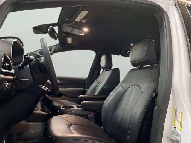 2025 Chrysler Pacifica Select Dallas TX