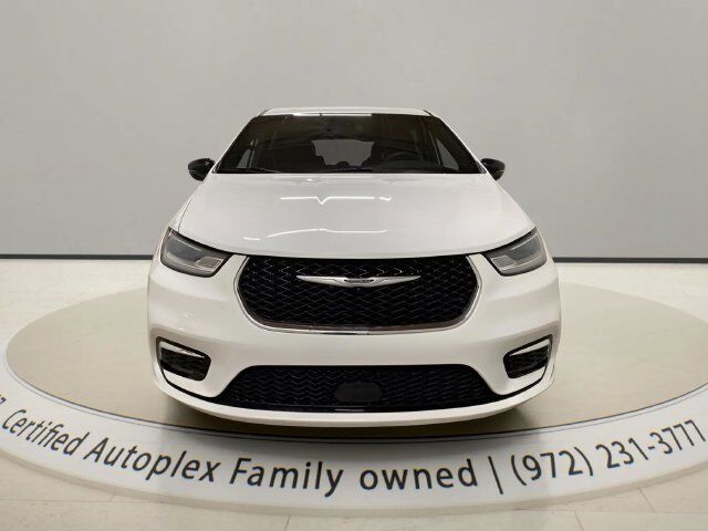 2025 Chrysler Pacifica Select Dallas TX