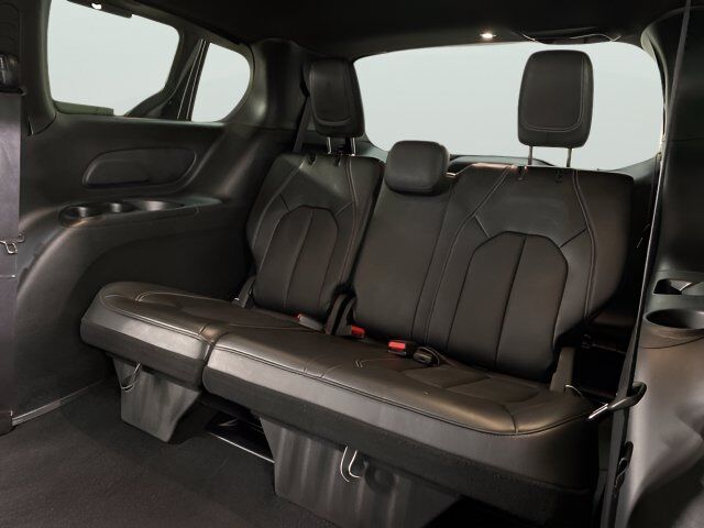 2025 Chrysler Pacifica Select Dallas TX
