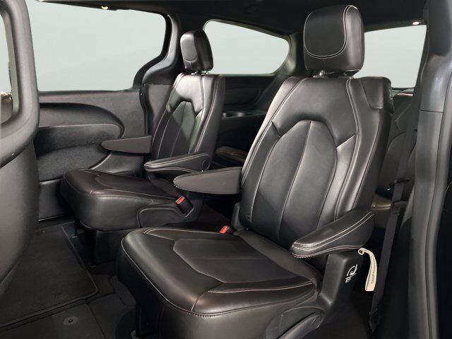2025 Chrysler Pacifica Select Dallas TX