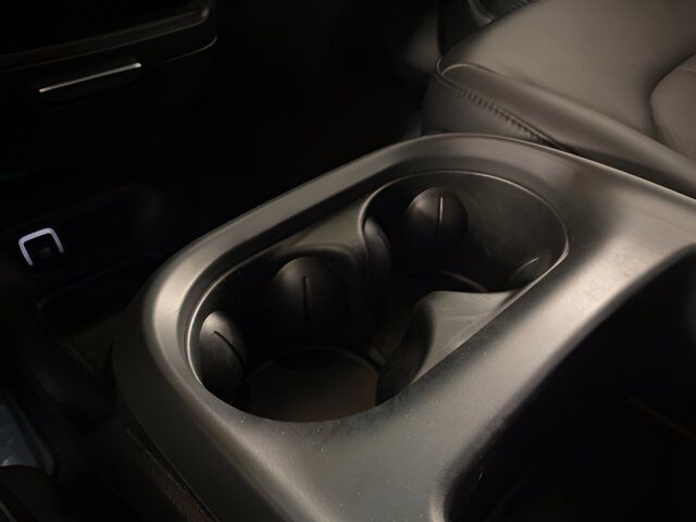 2025 Chrysler Pacifica Select Dallas TX
