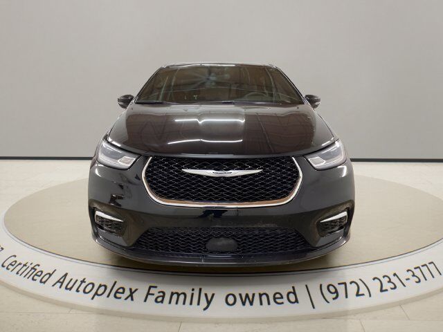 2025 Chrysler Pacifica Select Dallas TX