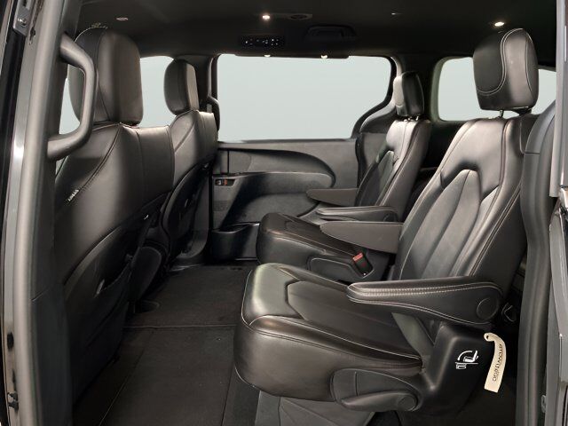 2025 Chrysler Pacifica Select Dallas TX