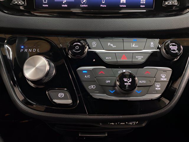 2025 Chrysler Pacifica Select Dallas TX