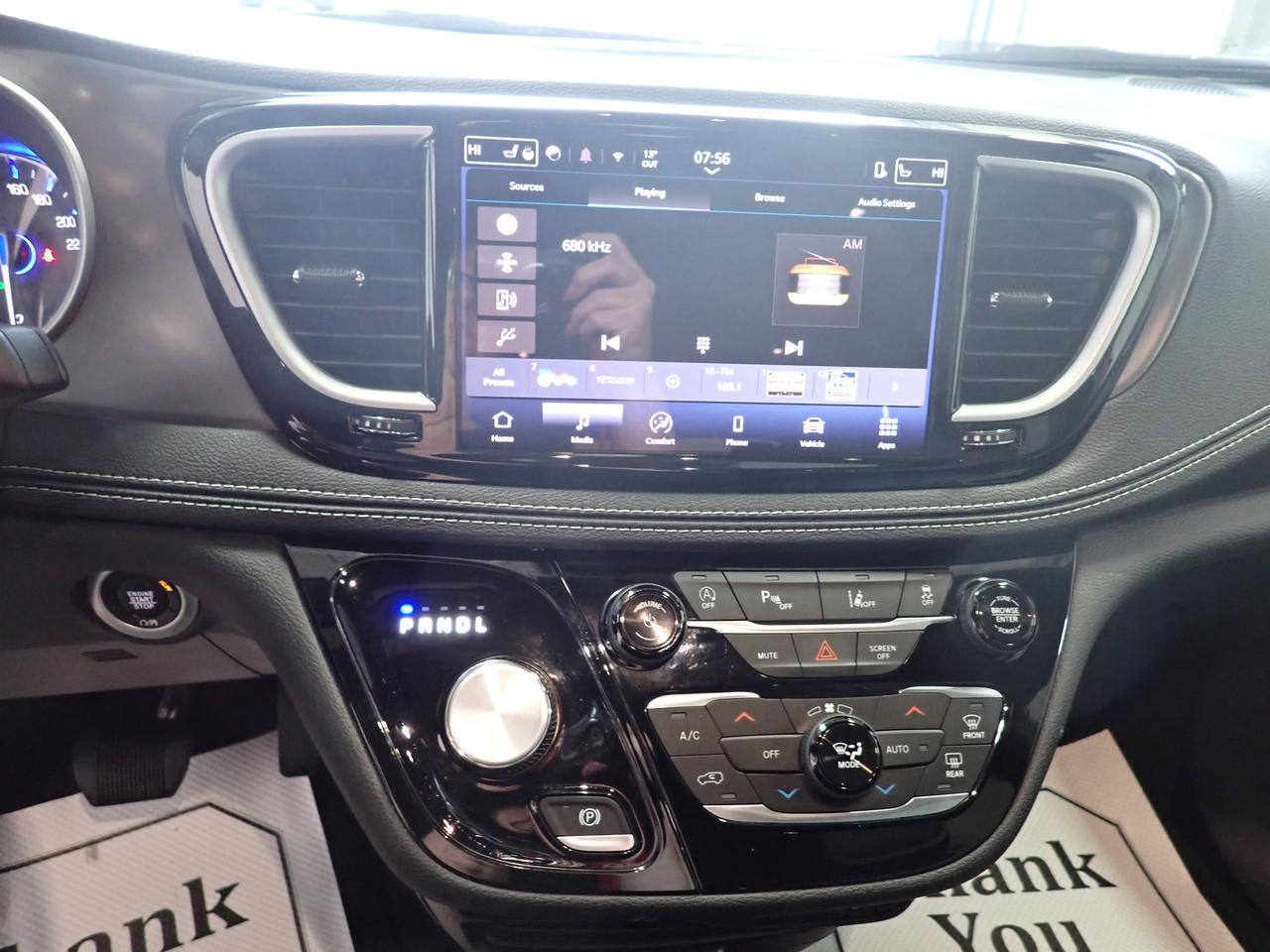 2025 Chrysler Pacifica Select FWD LEATHER Listowel ON