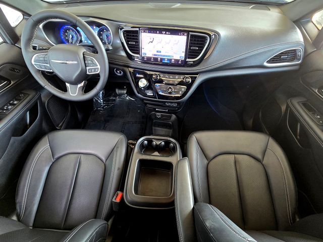 2025 Chrysler Pacifica Select Folsom CA