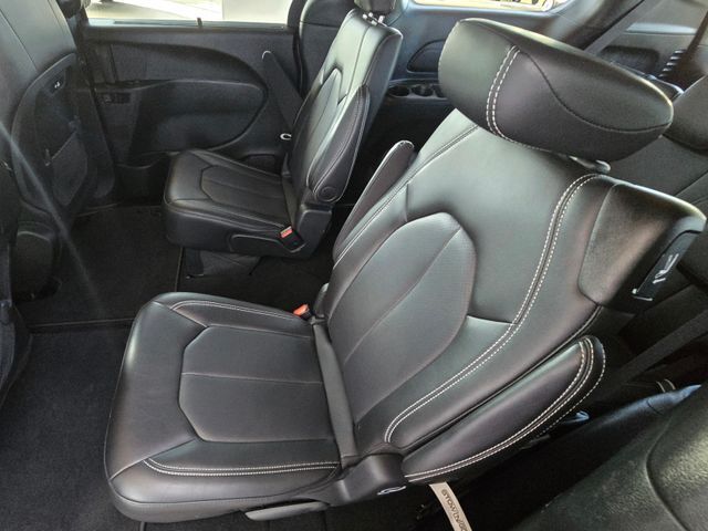 2025 Chrysler Pacifica Select Folsom CA