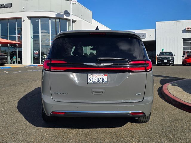 2025 Chrysler Pacifica Select Folsom CA