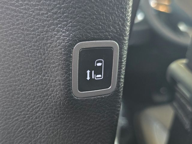 2025 Chrysler Pacifica Select Folsom CA