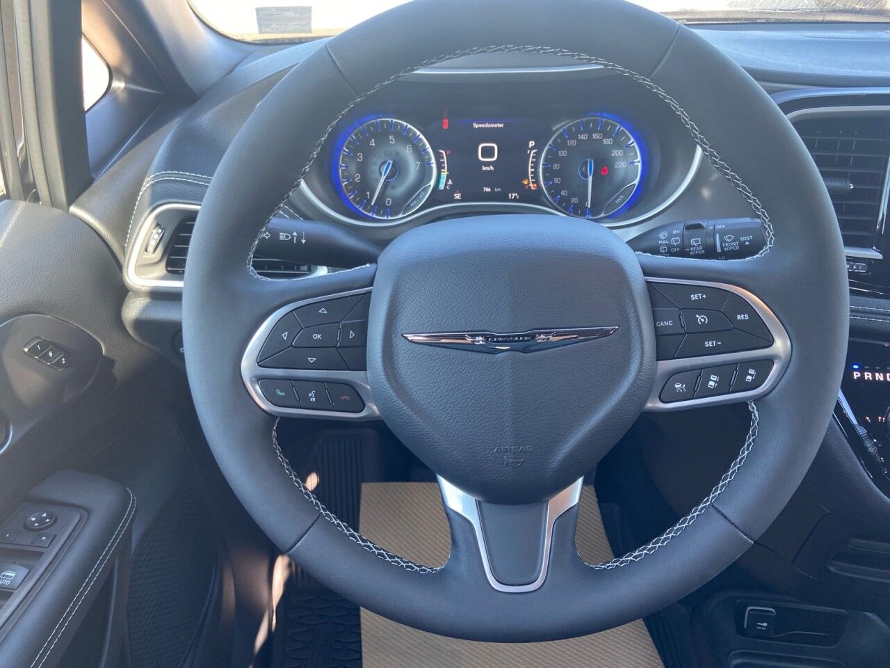2025 Chrysler Pacifica Select High Level AB