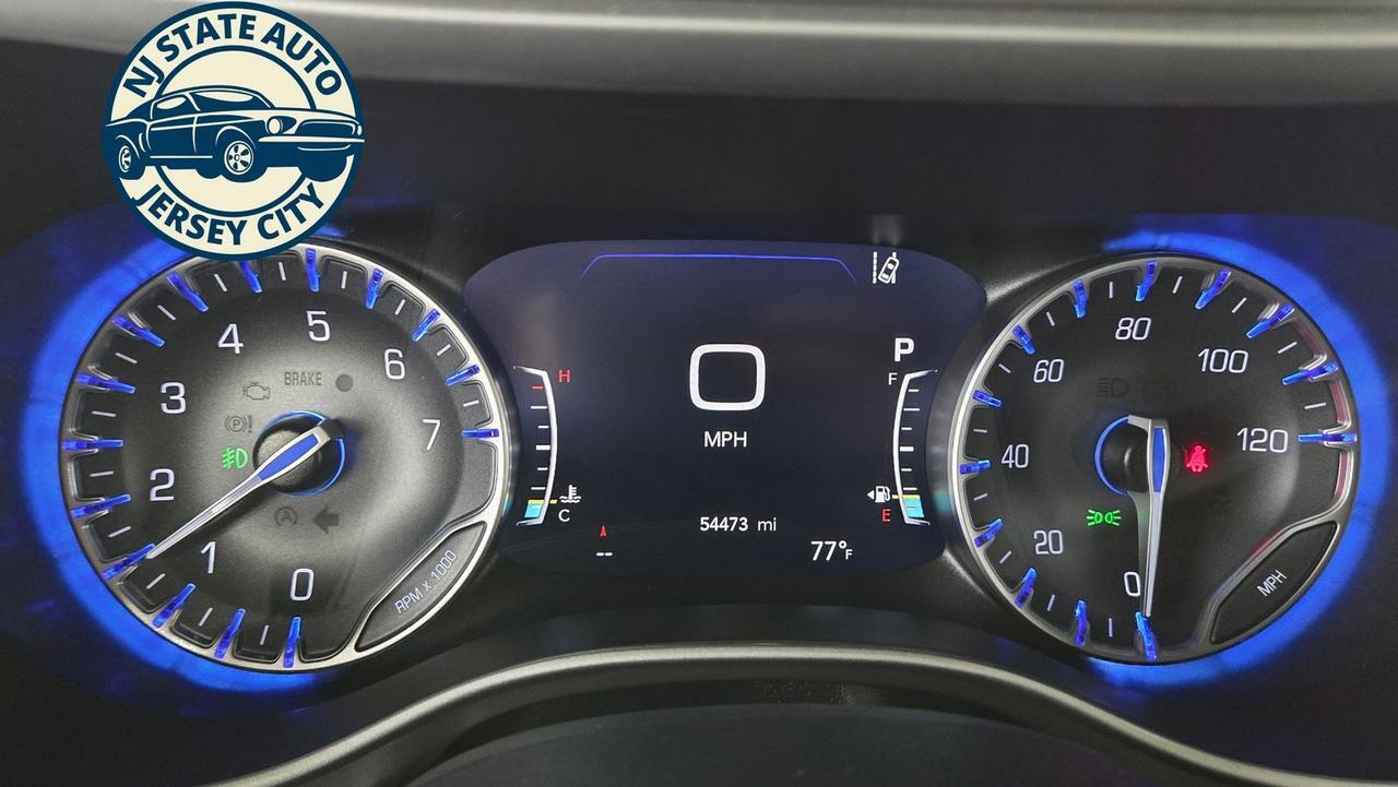 2025 Chrysler Pacifica Select Jersey City NJ