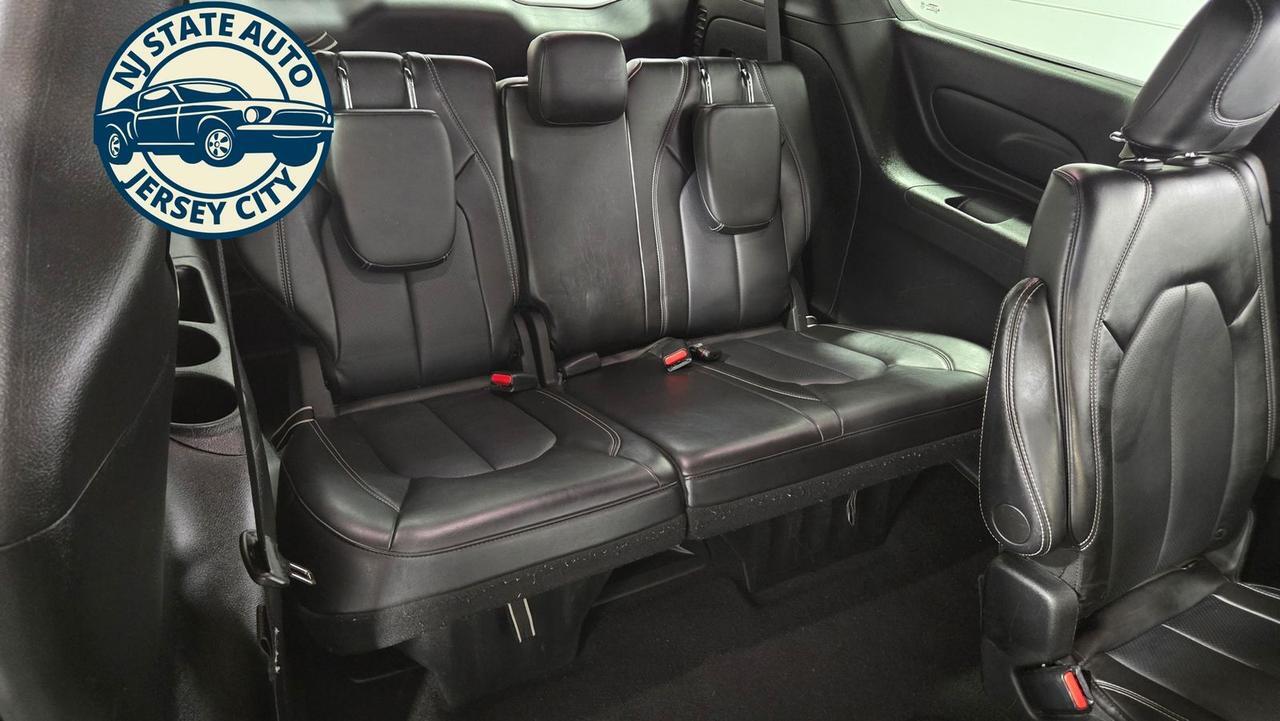 2025 Chrysler Pacifica Select Jersey City NJ