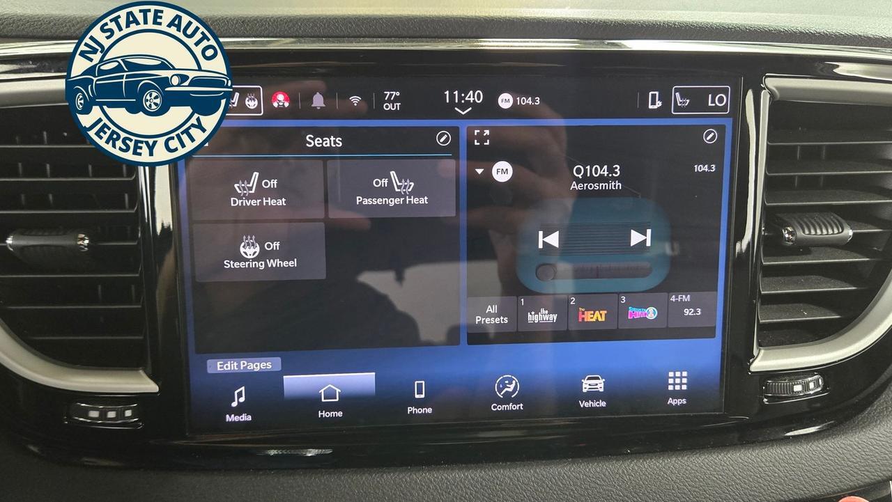 2025 Chrysler Pacifica Select Jersey City NJ