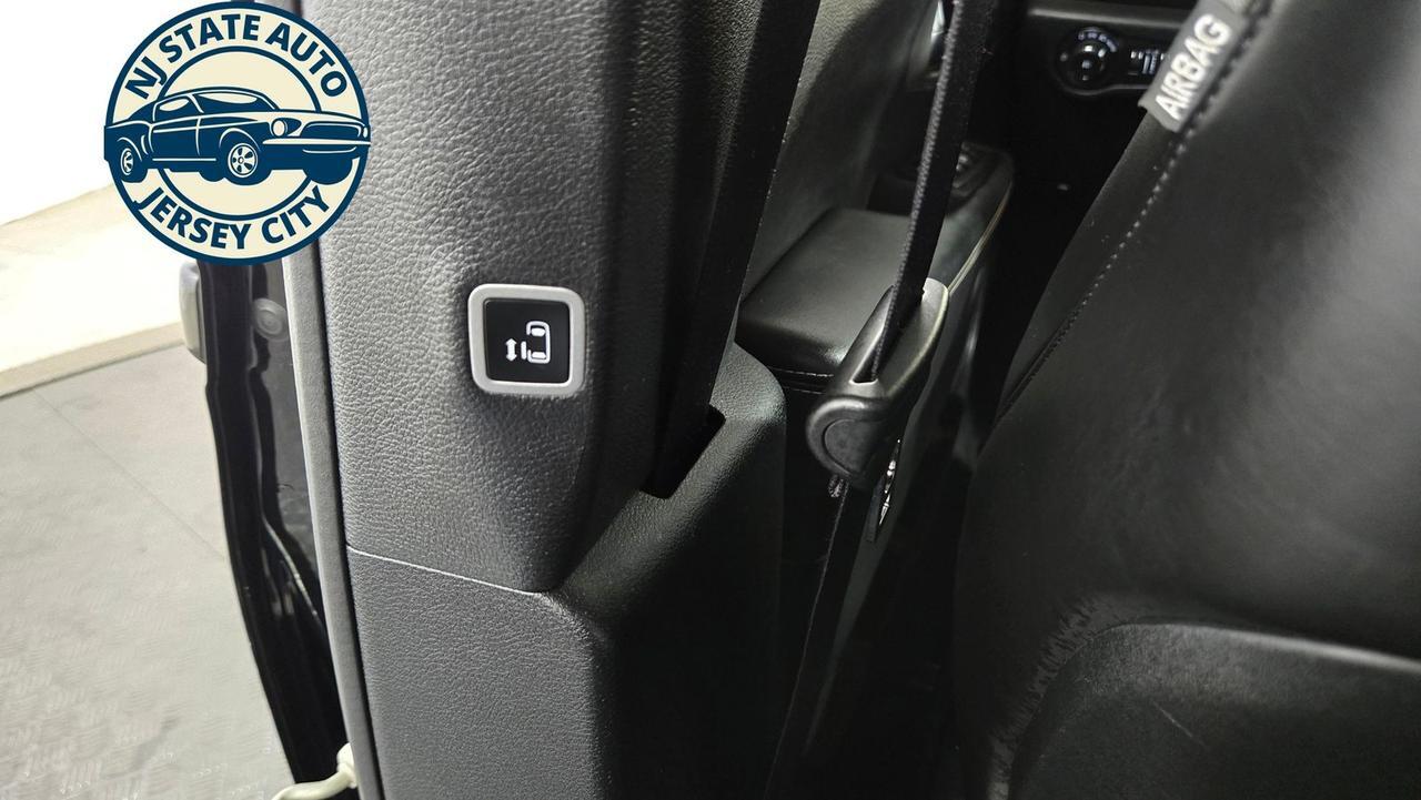 2025 Chrysler Pacifica Select Jersey City NJ