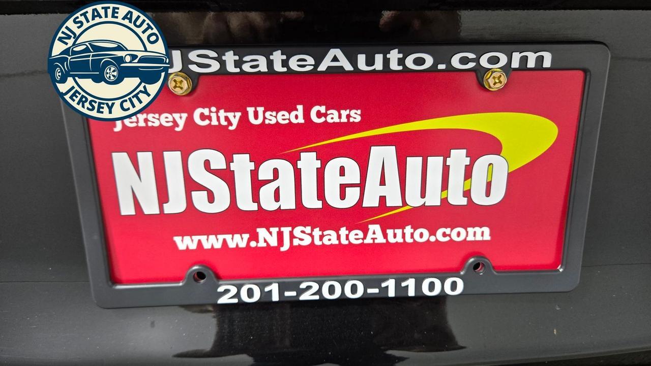 2025 Chrysler Pacifica Select Jersey City NJ