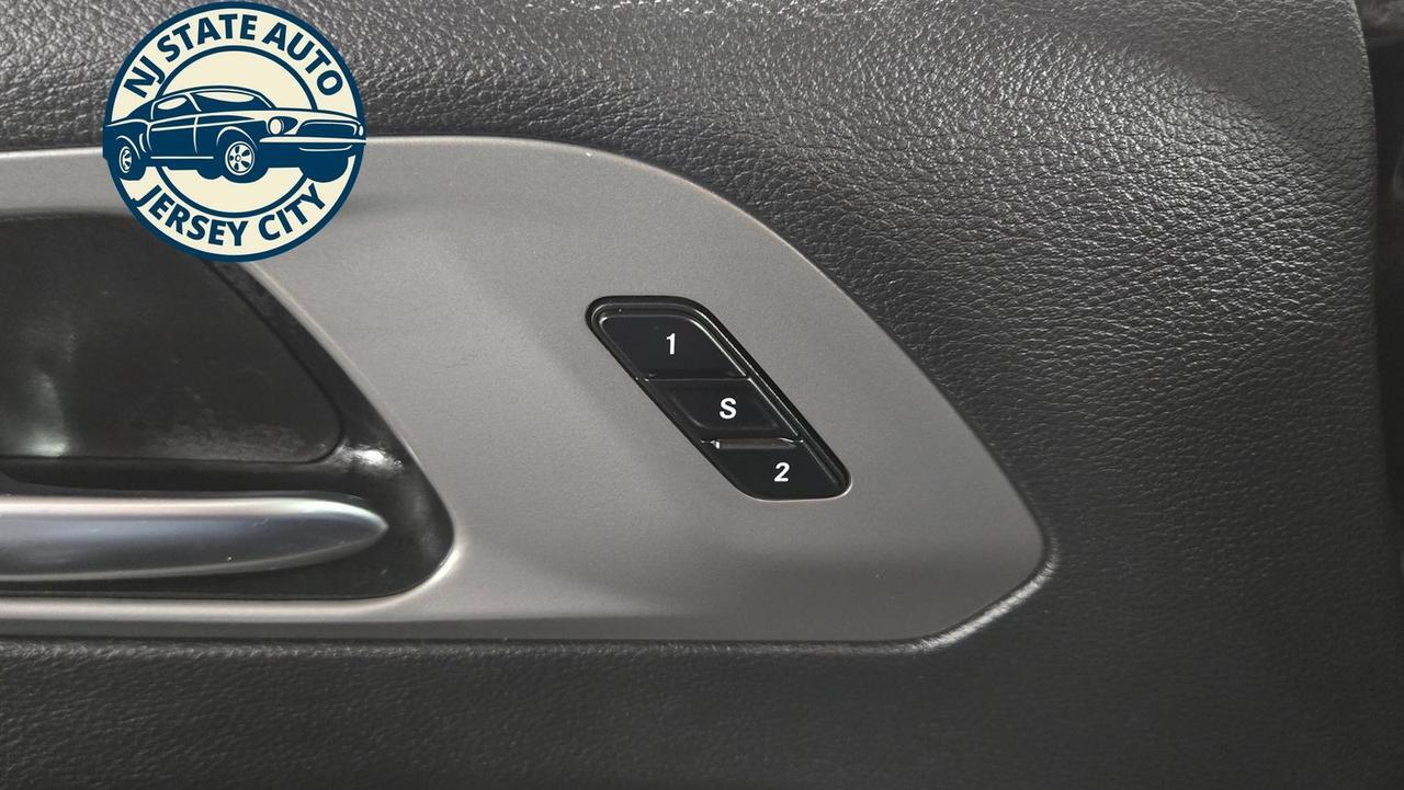 2025 Chrysler Pacifica Select Jersey City NJ