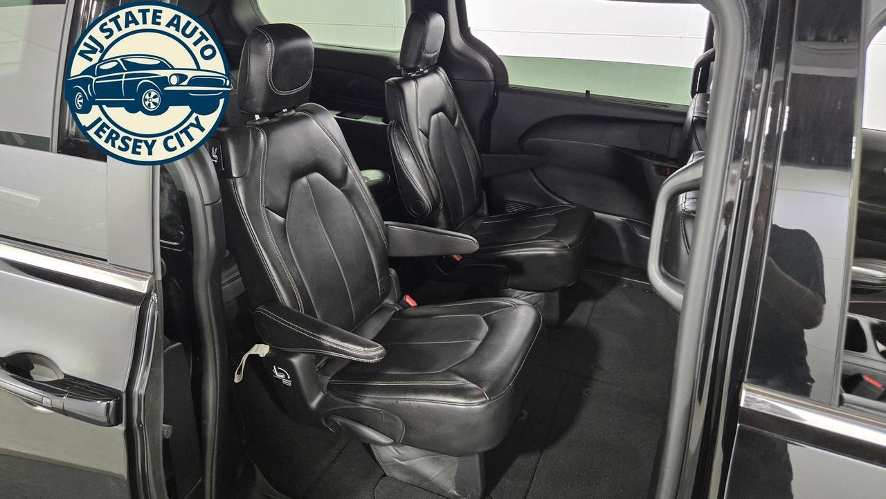 2025 Chrysler Pacifica Select Jersey City NJ