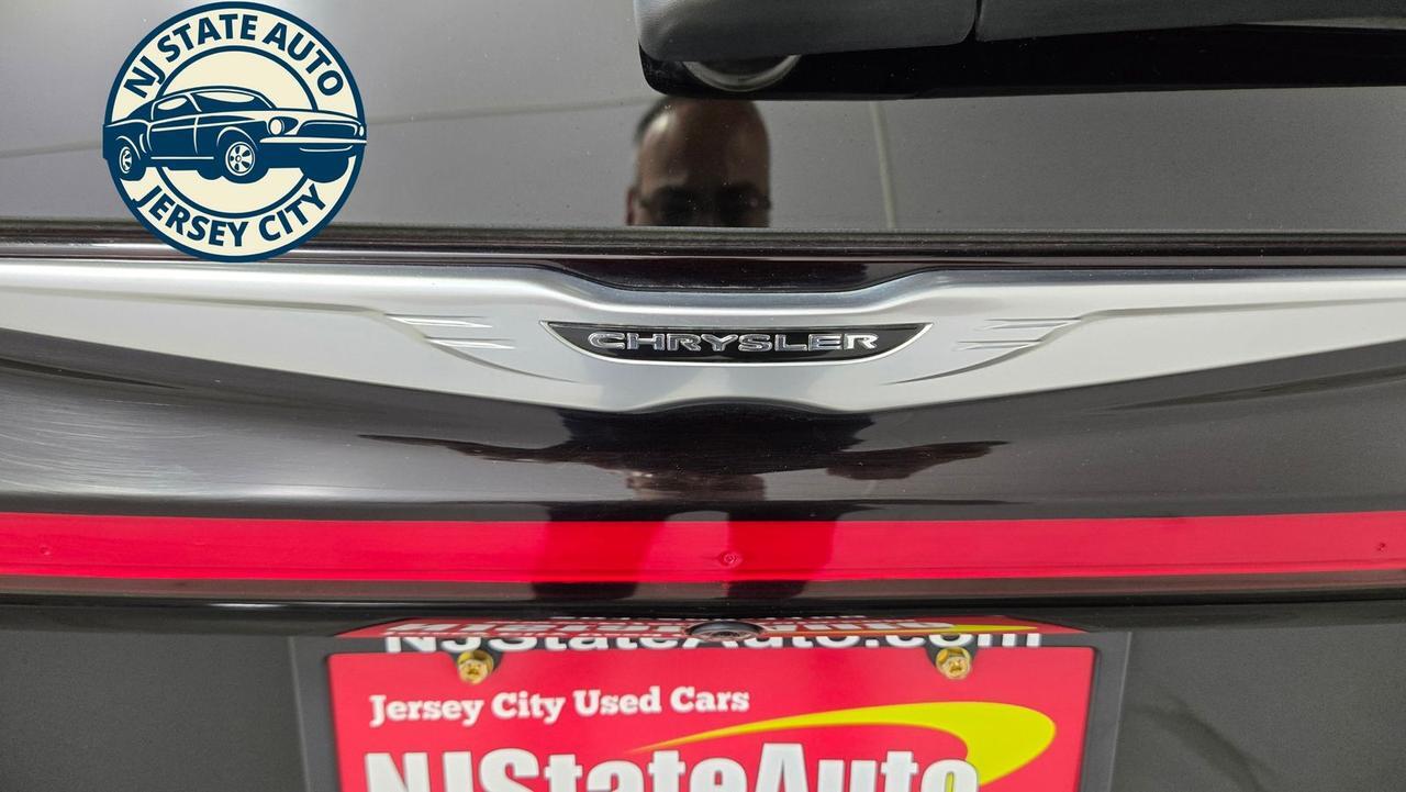 2025 Chrysler Pacifica Select Jersey City NJ
