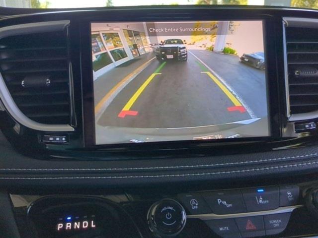 2025 Chrysler Pacifica Select Santa Rosa CA