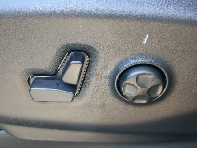 2025 Chrysler Pacifica Select Appleton WI