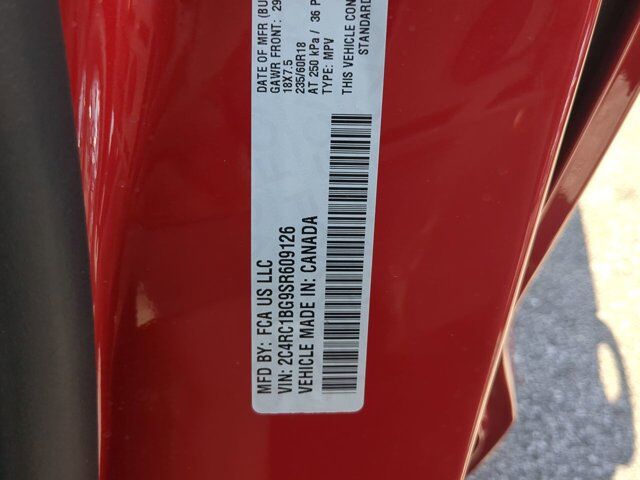 2025 Chrysler Pacifica Select Appleton WI