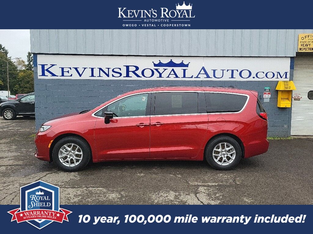 2025 Chrysler Pacifica Select
