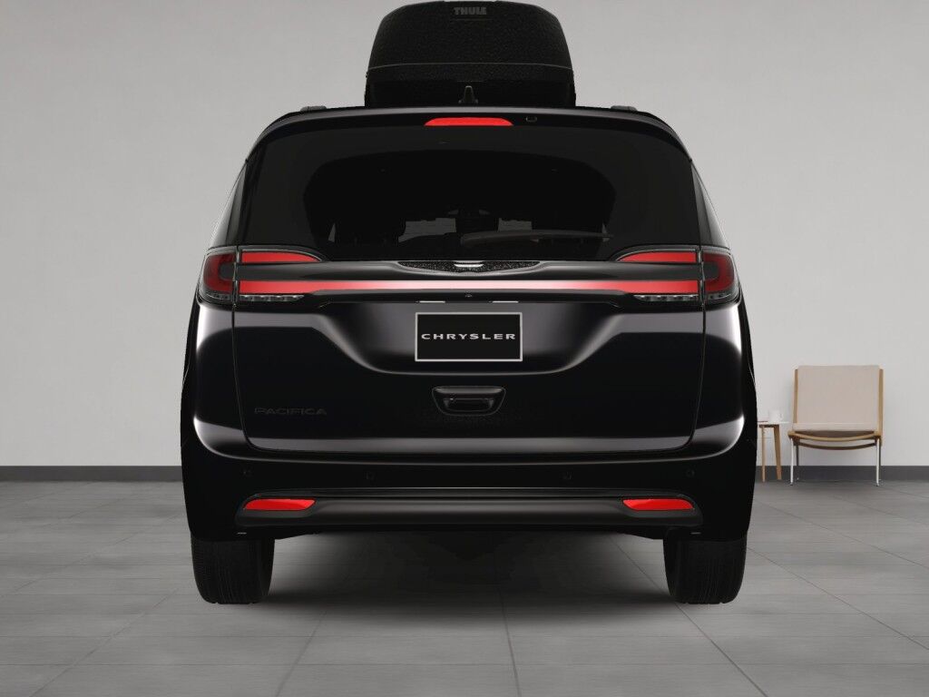 2025 Chrysler Pacifica Select Owego NY