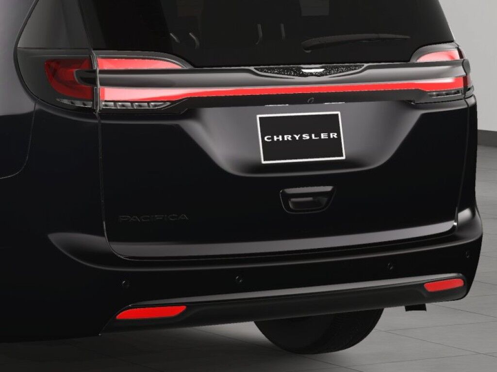 2025 Chrysler Pacifica Select Owego NY