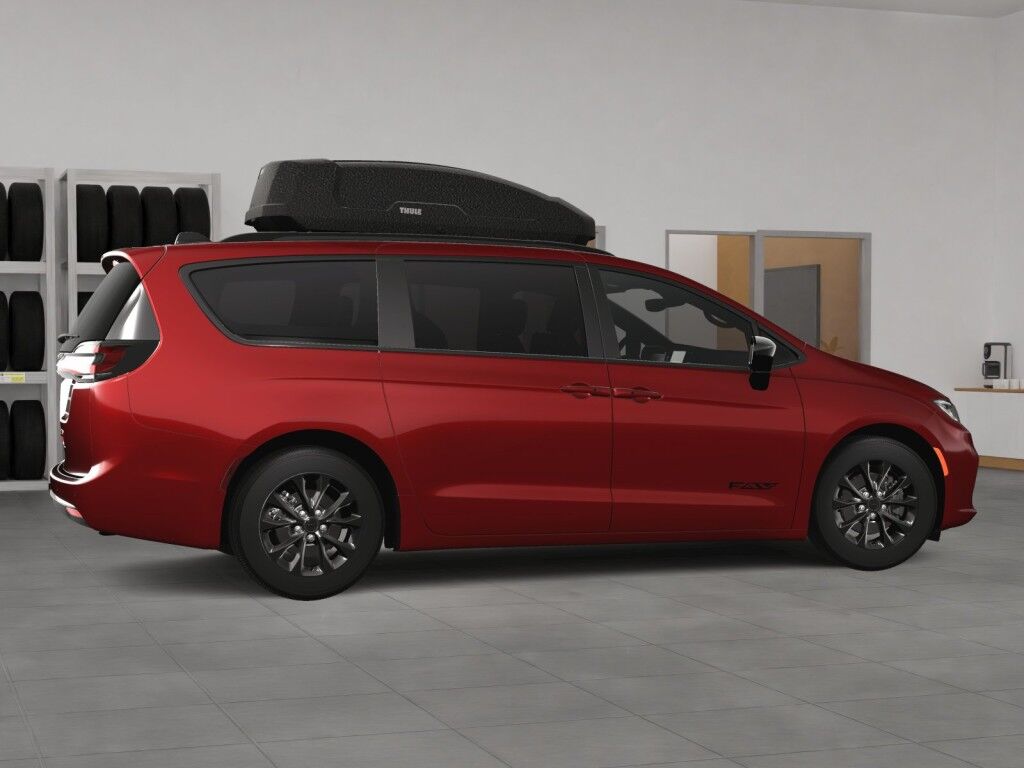 2025 Chrysler Pacifica Select Owego NY