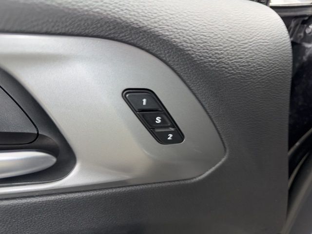 2025 Chrysler Pacifica Select Pine River MN