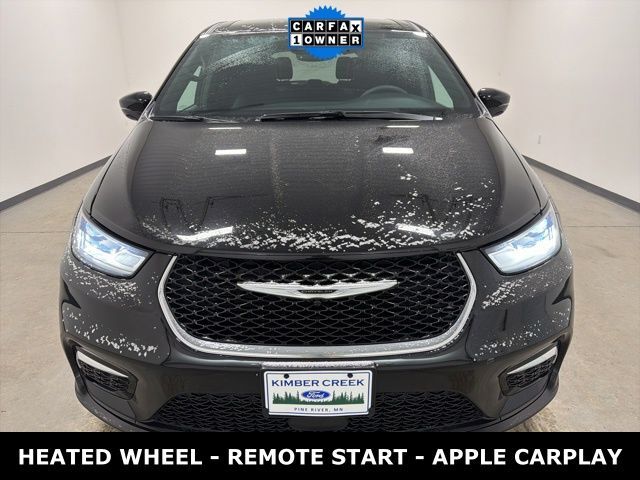 2025 Chrysler Pacifica Select Pine River MN