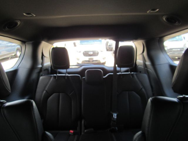 2025 Chrysler Pacifica Select Plano TX