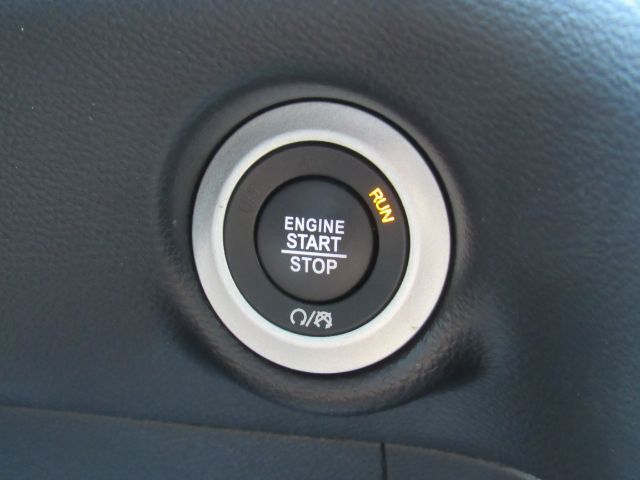 2025 Chrysler Pacifica Select Plano TX