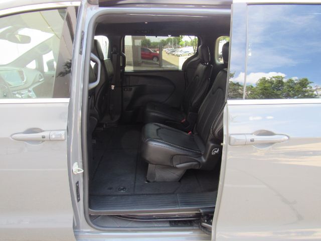 2025 Chrysler Pacifica Select Plano TX