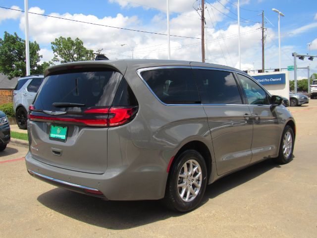 2025 Chrysler Pacifica Select Plano TX