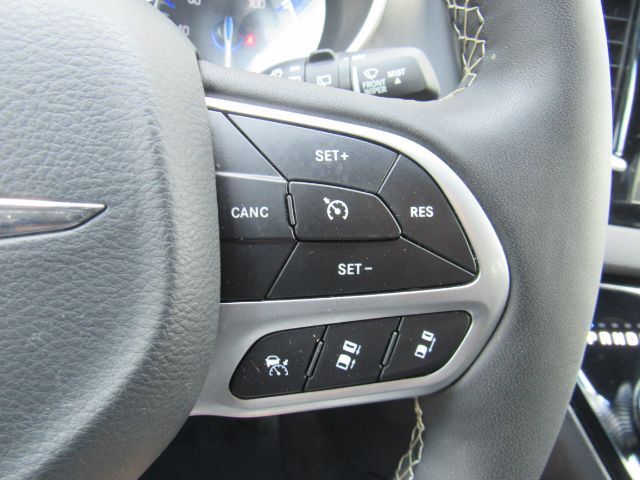 2025 Chrysler Pacifica Select Plano TX