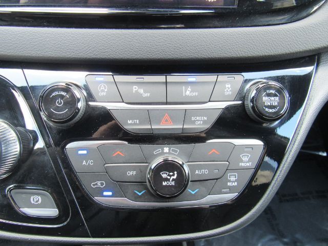 2025 Chrysler Pacifica Select Plano TX
