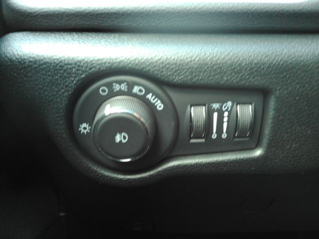 2025 Chrysler Pacifica Select Plano TX