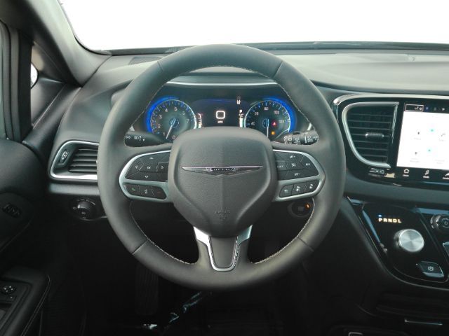 2025 Chrysler Pacifica Select Plano TX
