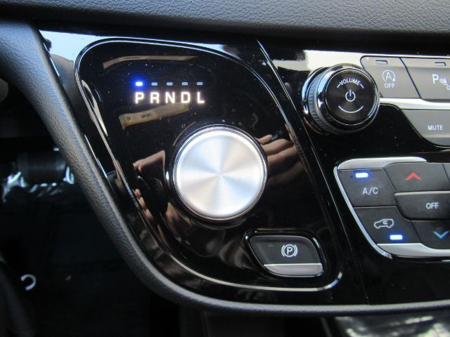 2025 Chrysler Pacifica Select Plano TX