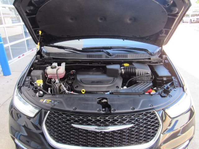 2025 Chrysler Pacifica Select Plano TX