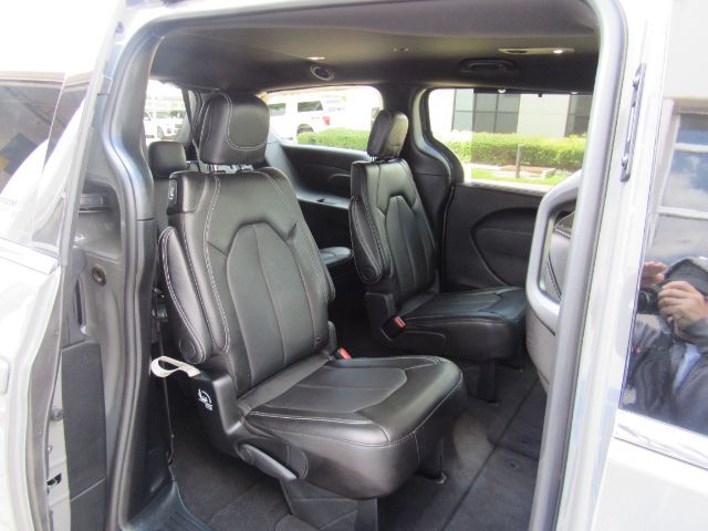2025 Chrysler Pacifica Select Plano TX