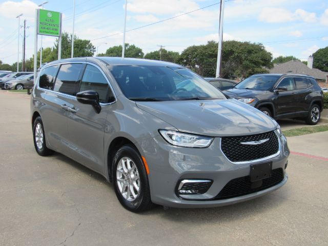 2025 Chrysler Pacifica Select Plano TX