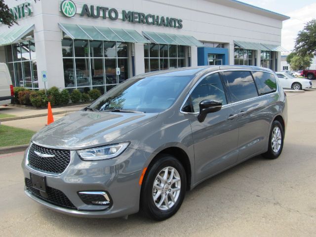 2025 Chrysler Pacifica Select Plano TX